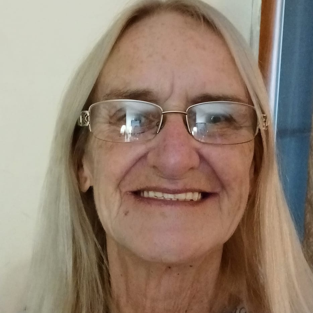 Meet your Posher, Sandra